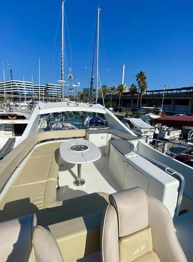 Yacht Pegasus II Hotell Barcelona Exteriör bild